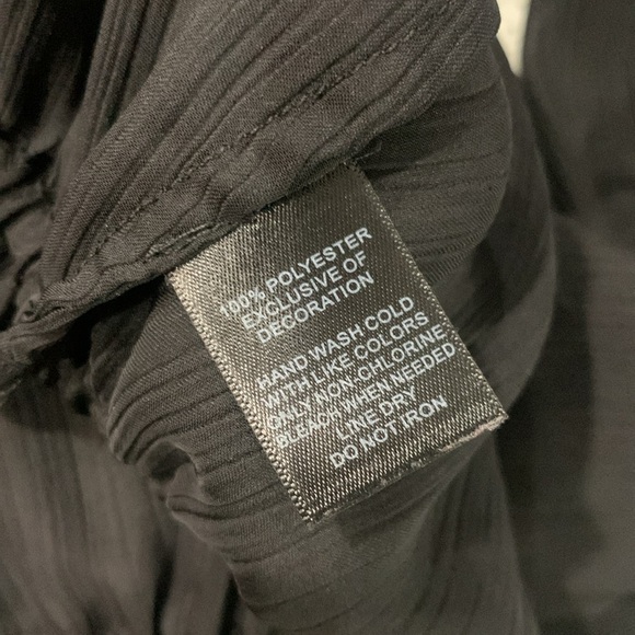 White House Black Market Embroidered Cut Out Sleeve Tie Waist Blouse Size XS - Picture 12 of 12